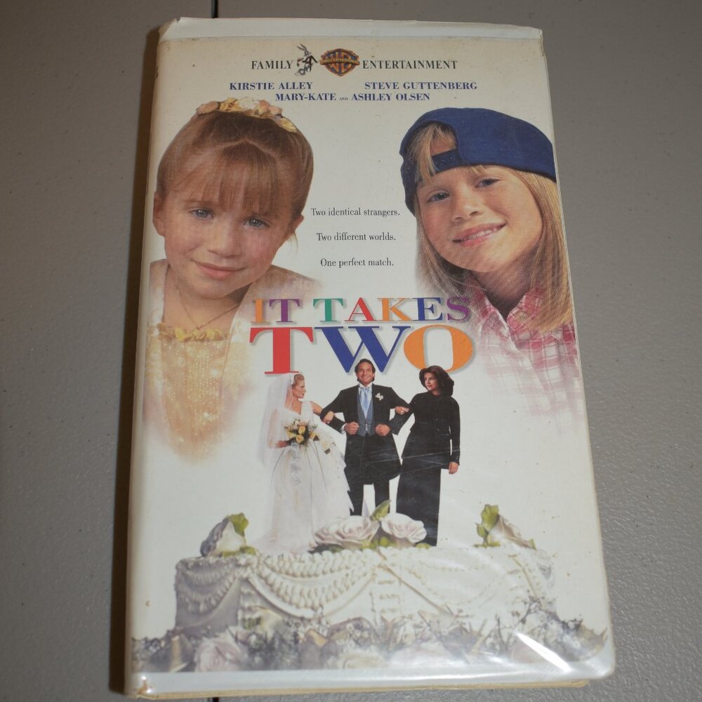 Warner Bros "It Takes Two" VHS - Picture 1 of 2